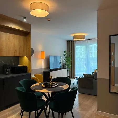 Rejs - Ogrodek, Baseny, Sauny, Jacuzzi, Sala Zabaw, Do Plazy 400m Plaskie Dojscie Appartement