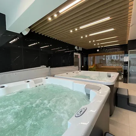 Rejs - Ogrodek, Baseny, Sauny, Jacuzzi, Sala Zabaw, Do Plazy 400m Plaskie Dojscie Appartement Jastrzębia Góra